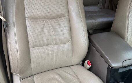 Toyota Land Cruiser Prado 120 рестайлинг, 2008 год, 2 400 000 рублей, 11 фотография