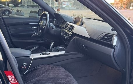 BMW 3 серия, 2018 год, 2 350 000 рублей, 3 фотография