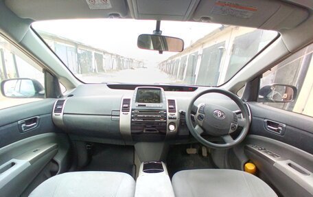Toyota Prius, 2008 год, 700 000 рублей, 9 фотография