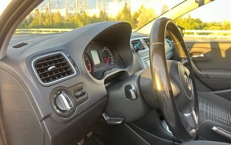 Volkswagen Polo VI (EU Market), 2015 год, 1 100 000 рублей, 14 фотография