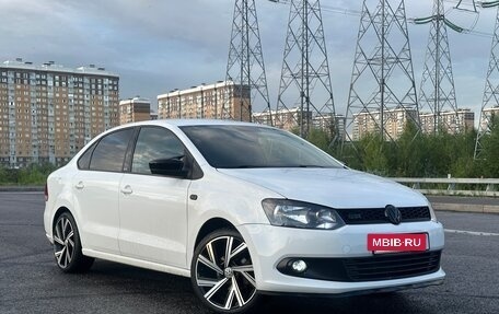 Volkswagen Polo VI (EU Market), 2015 год, 1 100 000 рублей, 3 фотография