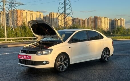 Volkswagen Polo VI (EU Market), 2015 год, 1 100 000 рублей, 19 фотография