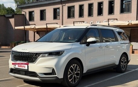 KIA Carnival, 2023 год, 4 490 000 рублей, 2 фотография