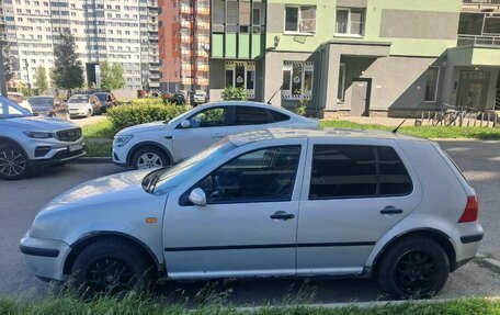 Volkswagen Golf IV, 1998 год, 220 000 рублей, 2 фотография