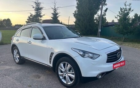 Infiniti FX II, 2012 год, 2 150 000 рублей, 3 фотография