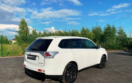 Mitsubishi Outlander III рестайлинг 3, 2012 год, 1 230 000 рублей, 6 фотография