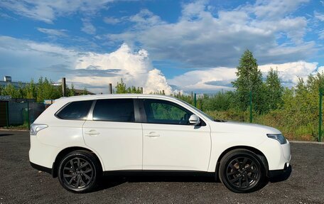 Mitsubishi Outlander III рестайлинг 3, 2012 год, 1 230 000 рублей, 7 фотография