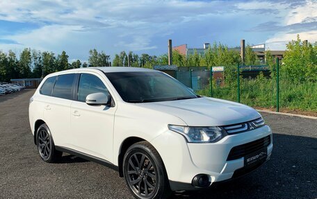 Mitsubishi Outlander III рестайлинг 3, 2012 год, 1 230 000 рублей, 9 фотография