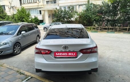 Toyota Camry, 2022 год, 3 100 000 рублей, 4 фотография
