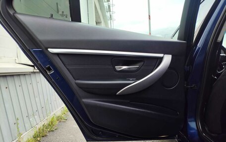 BMW 3 серия, 2019 год, 1 850 000 рублей, 15 фотография