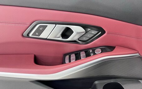 BMW 3 серия, 2023 год, 3 300 000 рублей, 12 фотография