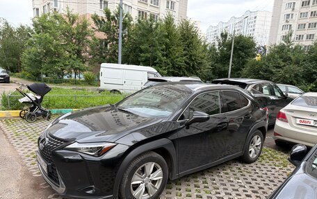 Lexus UX I, 2019 год, 3 100 000 рублей, 3 фотография