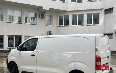 Citroen Jumpy III, 2019 год, 1 650 000 рублей, 7 фотография