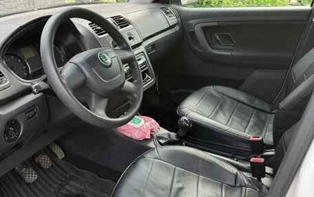 Skoda Fabia II, 2011 год, 500 000 рублей, 3 фотография