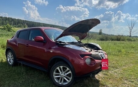 Nissan Juke II, 2011 год, 1 100 000 рублей, 2 фотография