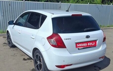 KIA cee'd I рестайлинг, 2011 год, 700 000 рублей, 7 фотография