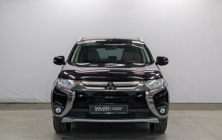 Mitsubishi Outlander III рестайлинг 3, 2017 год, 2 050 000 рублей, 2 фотография