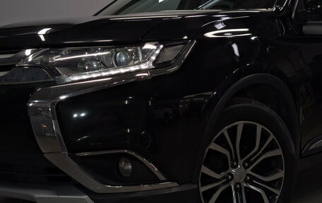 Mitsubishi Outlander III рестайлинг 3, 2017 год, 2 050 000 рублей, 25 фотография