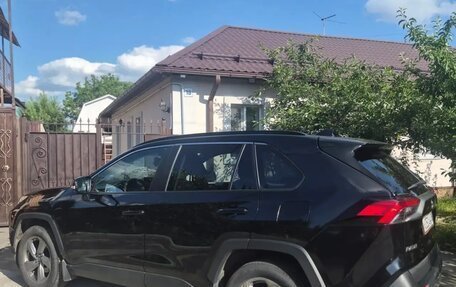Toyota RAV4, 2020 год, 3 100 000 рублей, 2 фотография