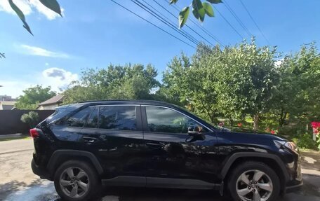 Toyota RAV4, 2020 год, 3 100 000 рублей, 3 фотография