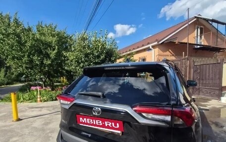 Toyota RAV4, 2020 год, 3 100 000 рублей, 9 фотография