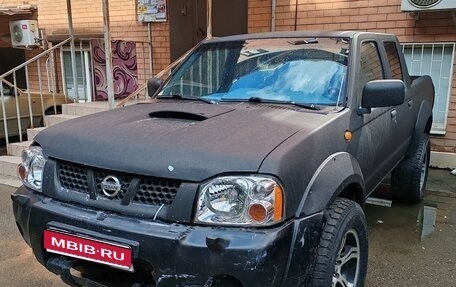 Nissan NP300, 2008 год, 750 000 рублей, 1 фотография
