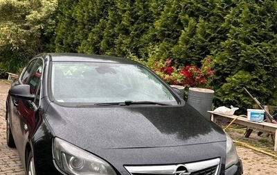Opel Astra J, 2011 год, 570 000 рублей, 1 фотография