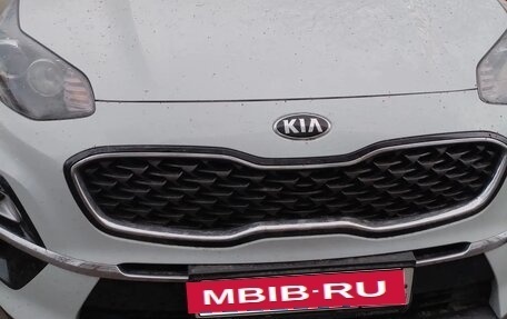KIA Sportage IV рестайлинг, 2018 год, 2 380 000 рублей, 1 фотография