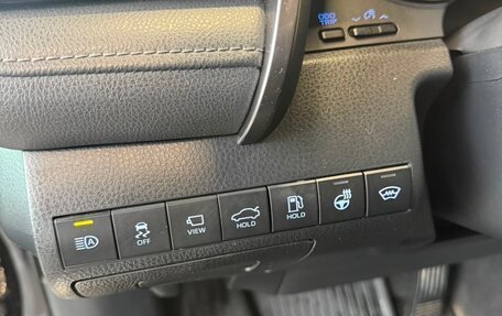 Toyota Camry, 2021 год, 2 950 000 рублей, 18 фотография