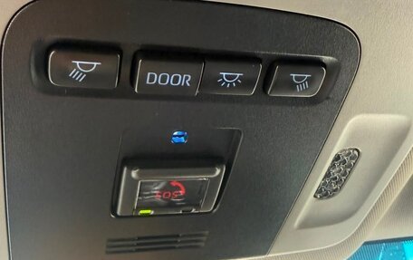 Toyota Camry, 2021 год, 2 950 000 рублей, 22 фотография