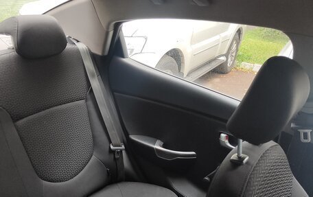 KIA Rio III рестайлинг, 2011 год, 600 000 рублей, 6 фотография