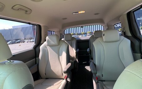 KIA Carnival, 2022 год, 4 300 000 рублей, 10 фотография
