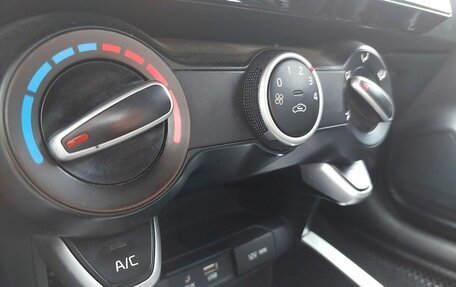 KIA Rio IV, 2018 год, 1 429 000 рублей, 14 фотография