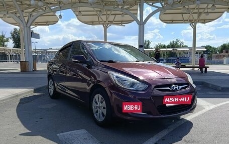 Hyundai Solaris II рестайлинг, 2012 год, 760 000 рублей, 7 фотография