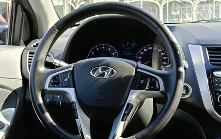 Hyundai Solaris II рестайлинг, 2012 год, 760 000 рублей, 21 фотография