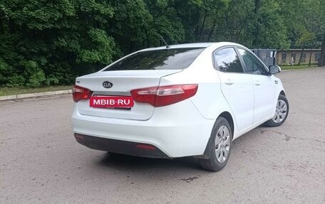 KIA Rio III рестайлинг, 2013 год, 525 000 рублей, 3 фотография
