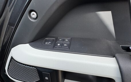 Land Rover Defender II, 2021 год, 4 850 000 рублей, 21 фотография