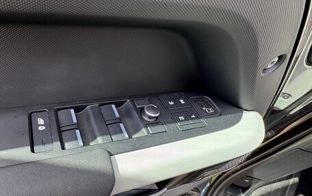 Land Rover Defender II, 2021 год, 4 850 000 рублей, 20 фотография