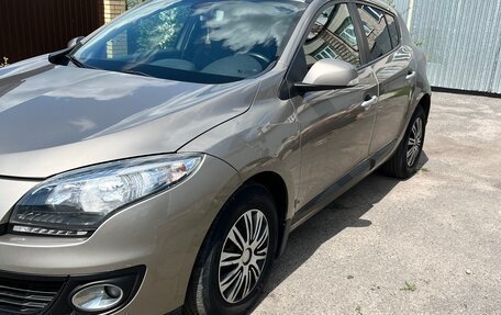 Renault Megane III, 2012 год, 760 000 рублей, 2 фотография