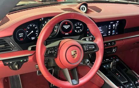 Porsche 911, 2023 год, 20 950 000 рублей, 13 фотография