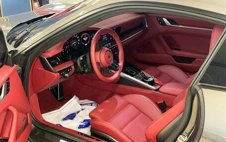 Porsche 911, 2023 год, 20 950 000 рублей, 12 фотография