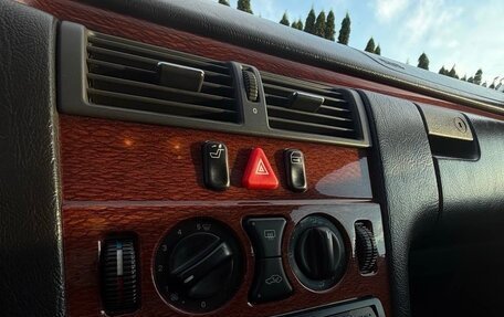 Mercedes-Benz E-Класс, 1998 год, 590 000 рублей, 19 фотография