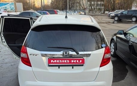 Honda Fit III, 2012 год, 800 000 рублей, 4 фотография