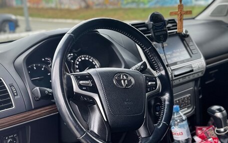 Toyota Land Cruiser Prado 150 рестайлинг 2, 2019 год, 5 300 000 рублей, 9 фотография