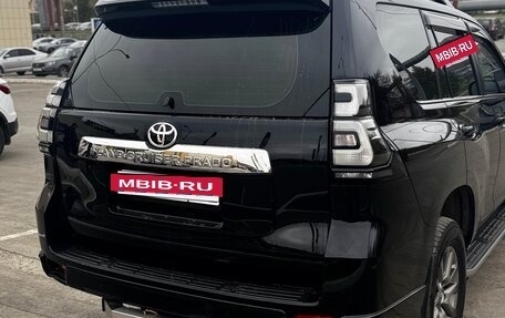Toyota Land Cruiser Prado 150 рестайлинг 2, 2019 год, 5 300 000 рублей, 4 фотография