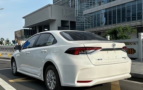 Toyota Corolla, 2023 год, 1 790 000 рублей, 4 фотография