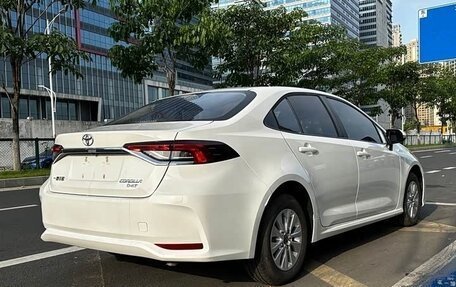 Toyota Corolla, 2023 год, 1 790 000 рублей, 5 фотография