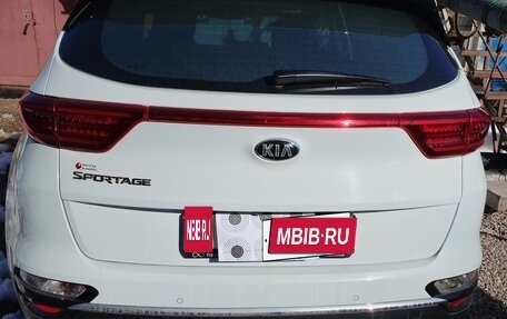 KIA Sportage IV рестайлинг, 2018 год, 2 380 000 рублей, 4 фотография