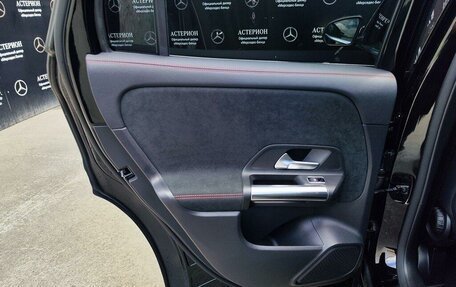 Mercedes-Benz GLA, 2022 год, 4 490 000 рублей, 11 фотография