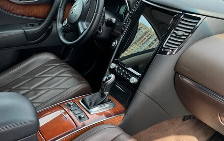 Infiniti FX II, 2010 год, 1 750 000 рублей, 6 фотография